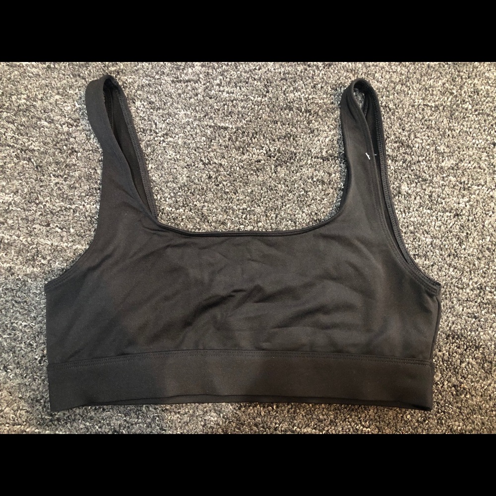 Black Victoria’s Secret sports bra